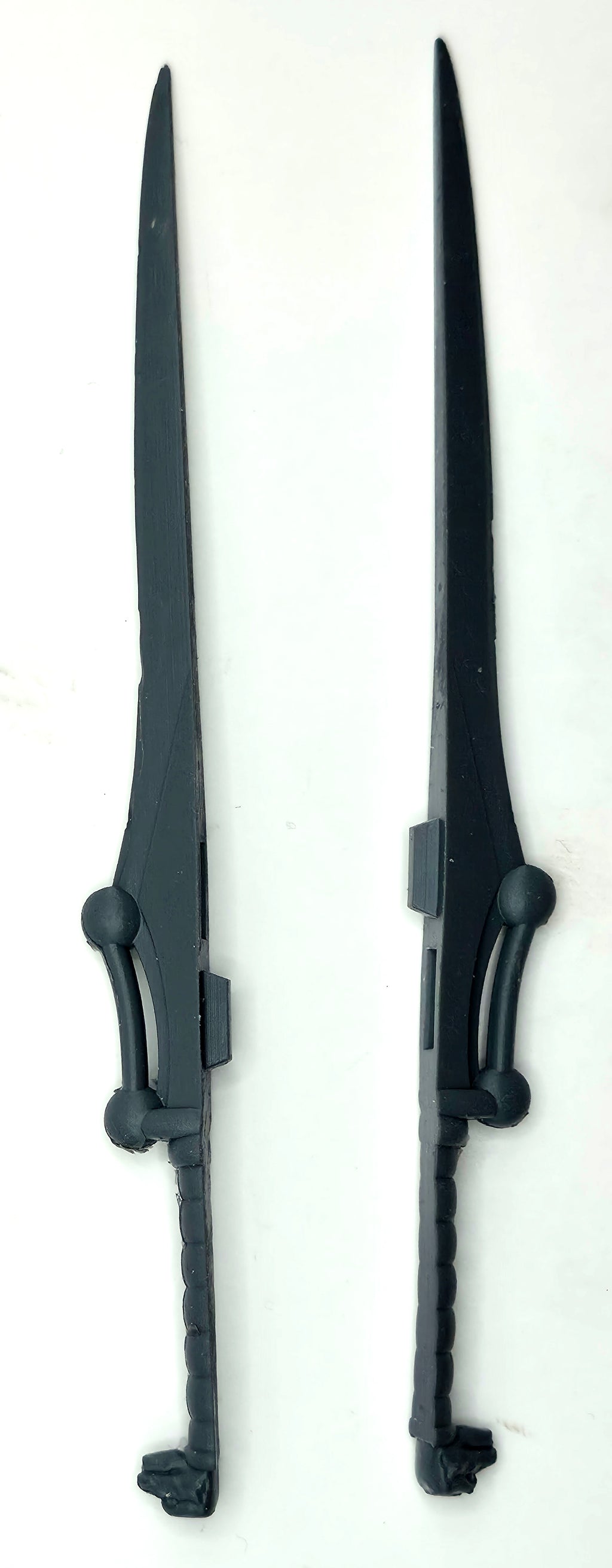 Dark Sword Halves Set of 2 Pieces || PRE-ORDER