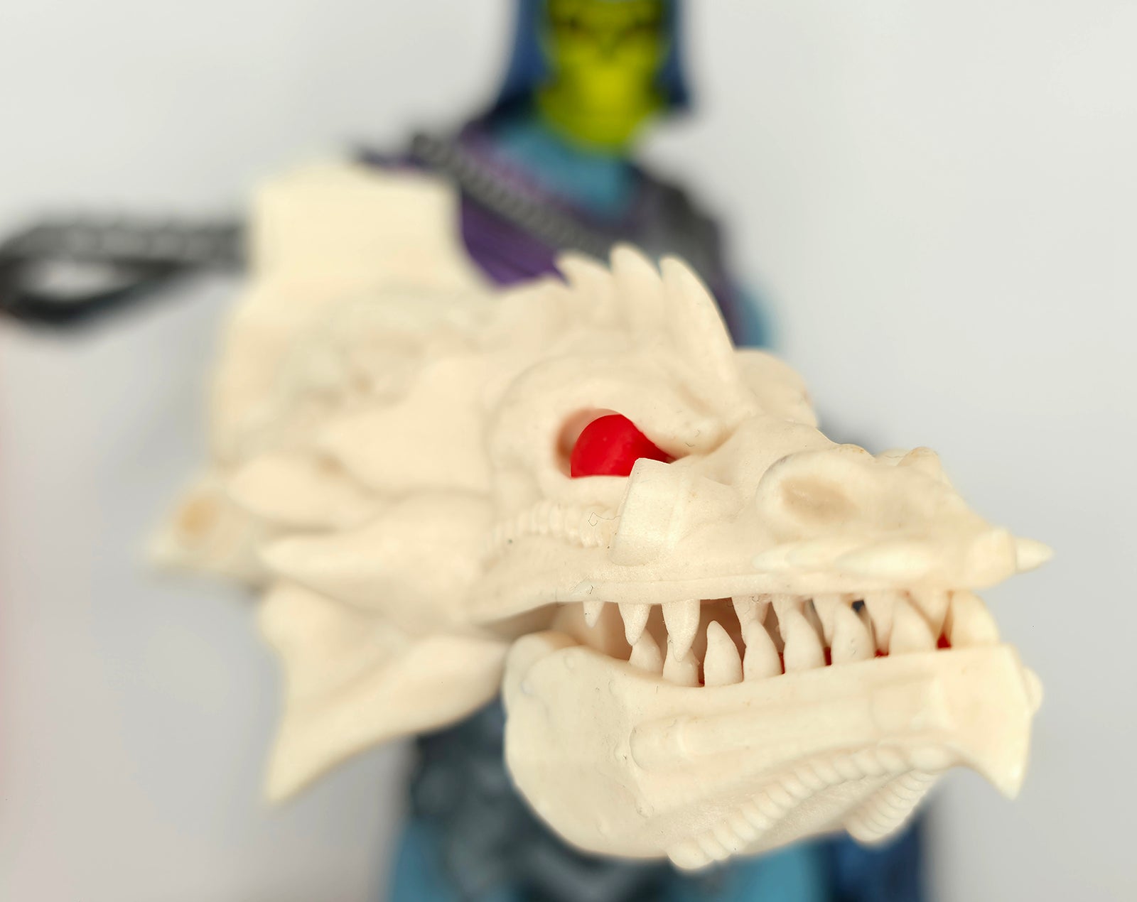 Claws of Tyranny Skeleton Lord’s Dragon Flame Blaster Accessory – Bone White || PRE-ORDER